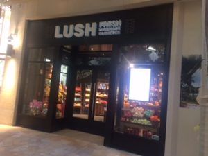 lush2